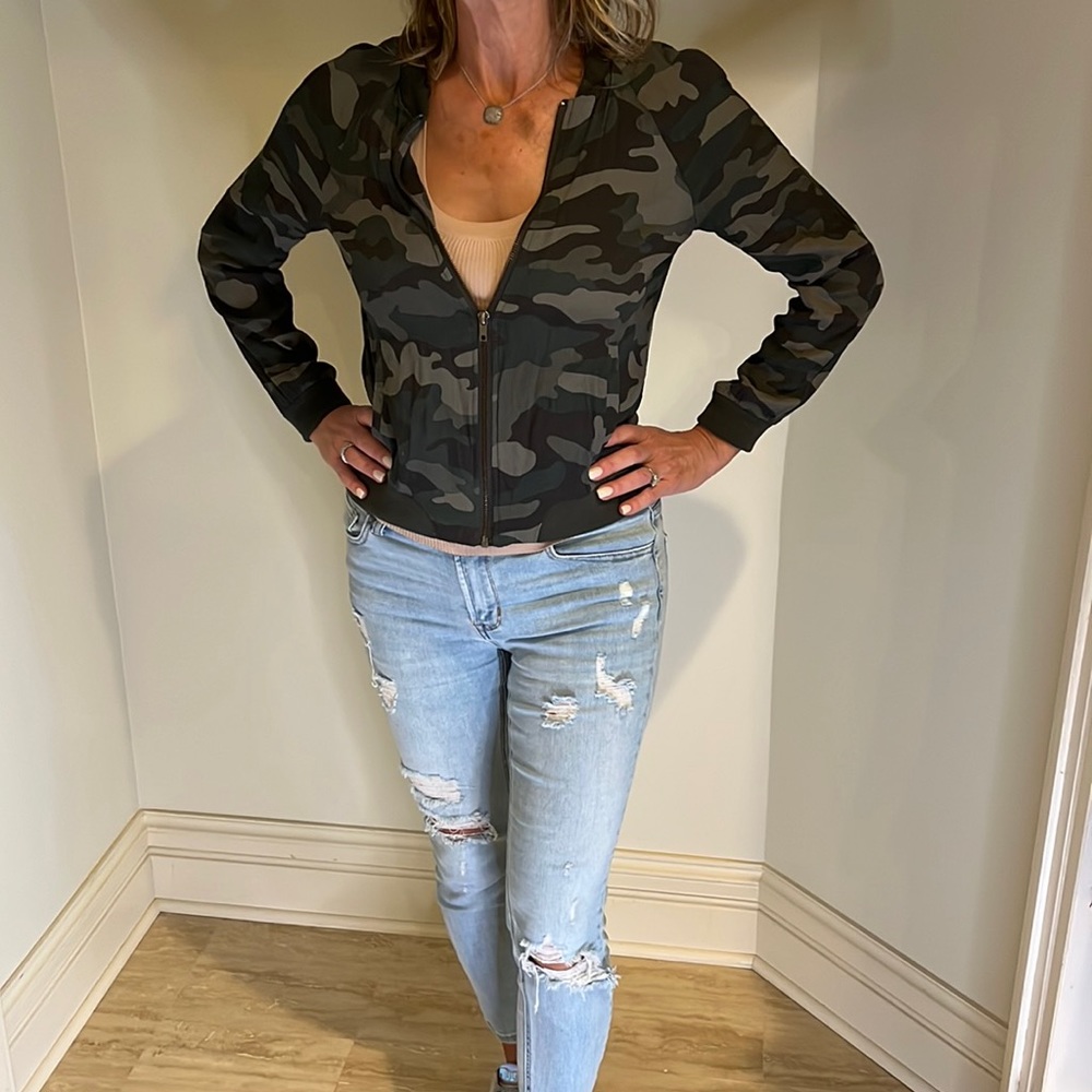 BB DAKOTA Can't See Me Camouflage Printed Crepe Bomber Jacket